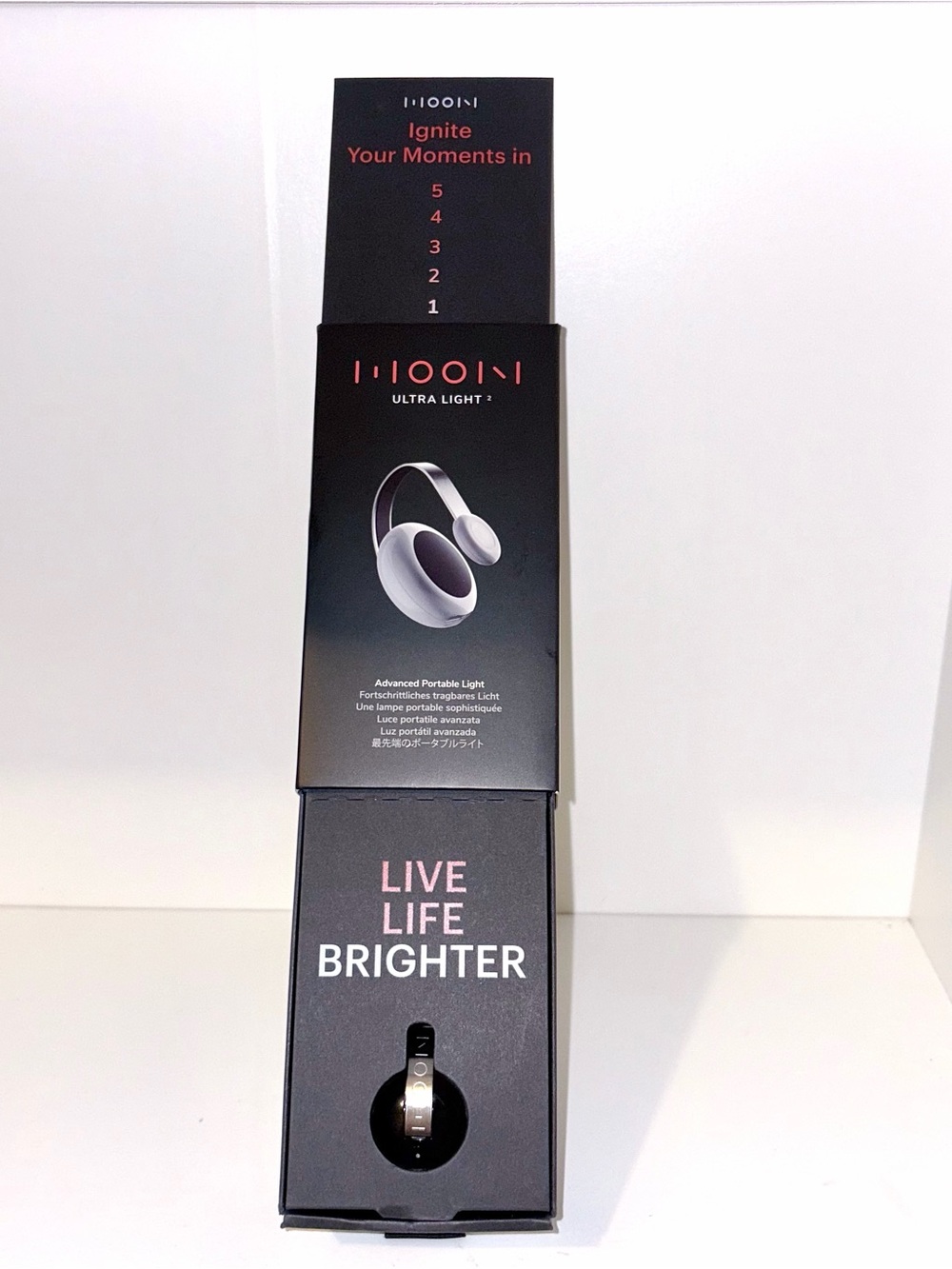 Moon UltraLight 2 Portable Clip Light for Phone